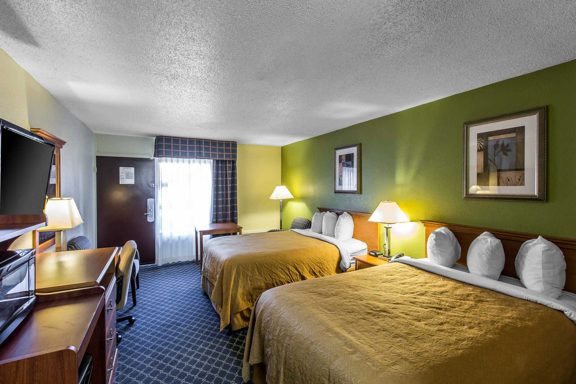 Quality Inn Midtown Savannah Zimmer foto